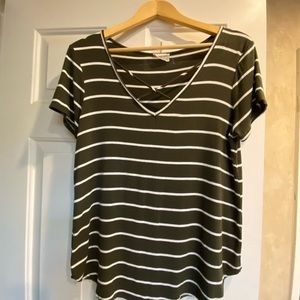 Stitch Fix Emory Park V-neck T-shirt with cross detail in front